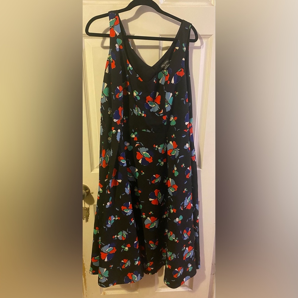 City Chic Floral Dress